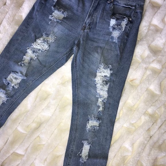 Almost Famous Jeans, Vintage Mom, Sz 7, Distressed - Picture 8 of 16